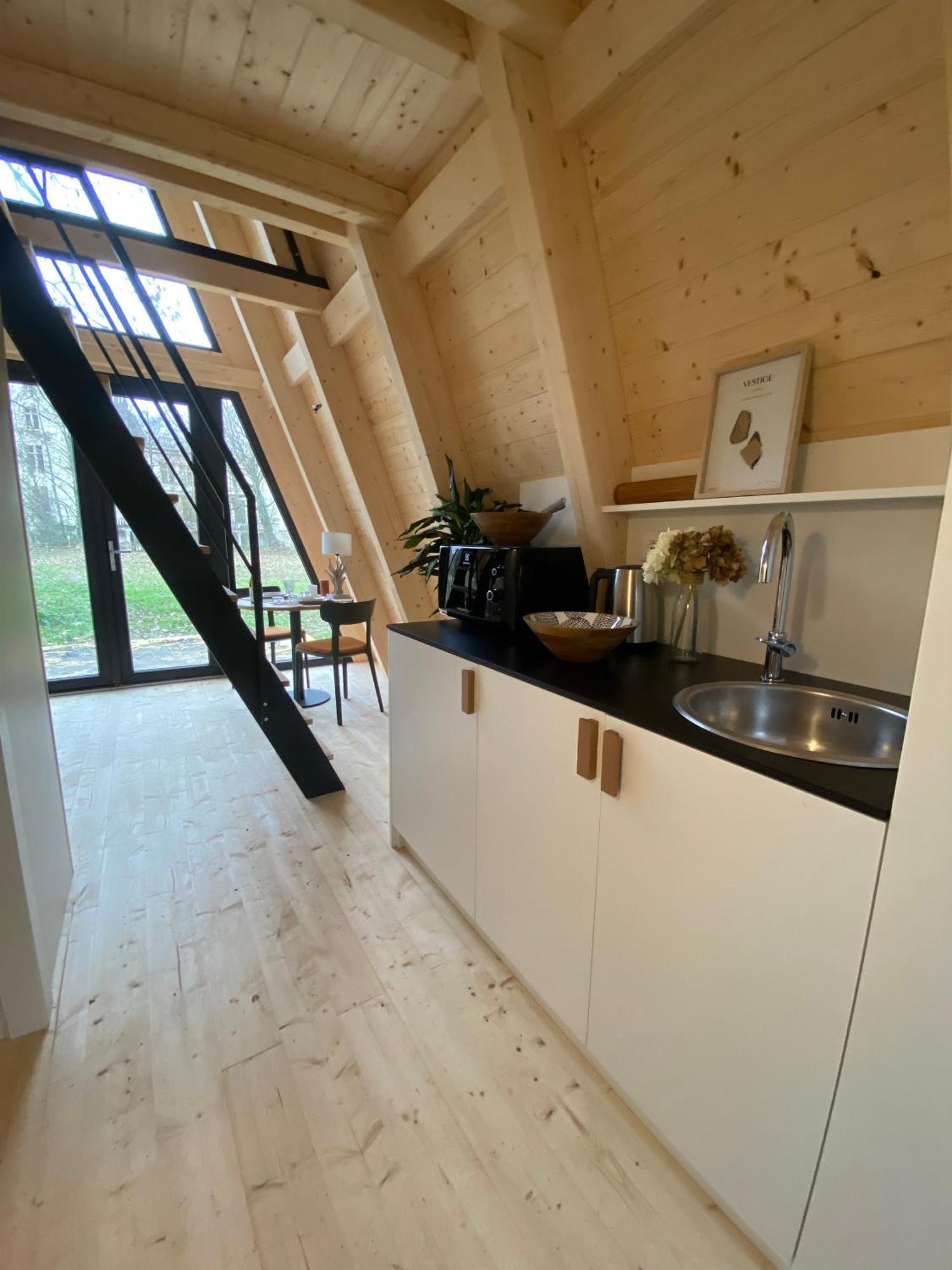 Ecolodges De Reve Dans Un Chateau De Conte De Fees Les-Trois-Moutiers Exteriér fotografie