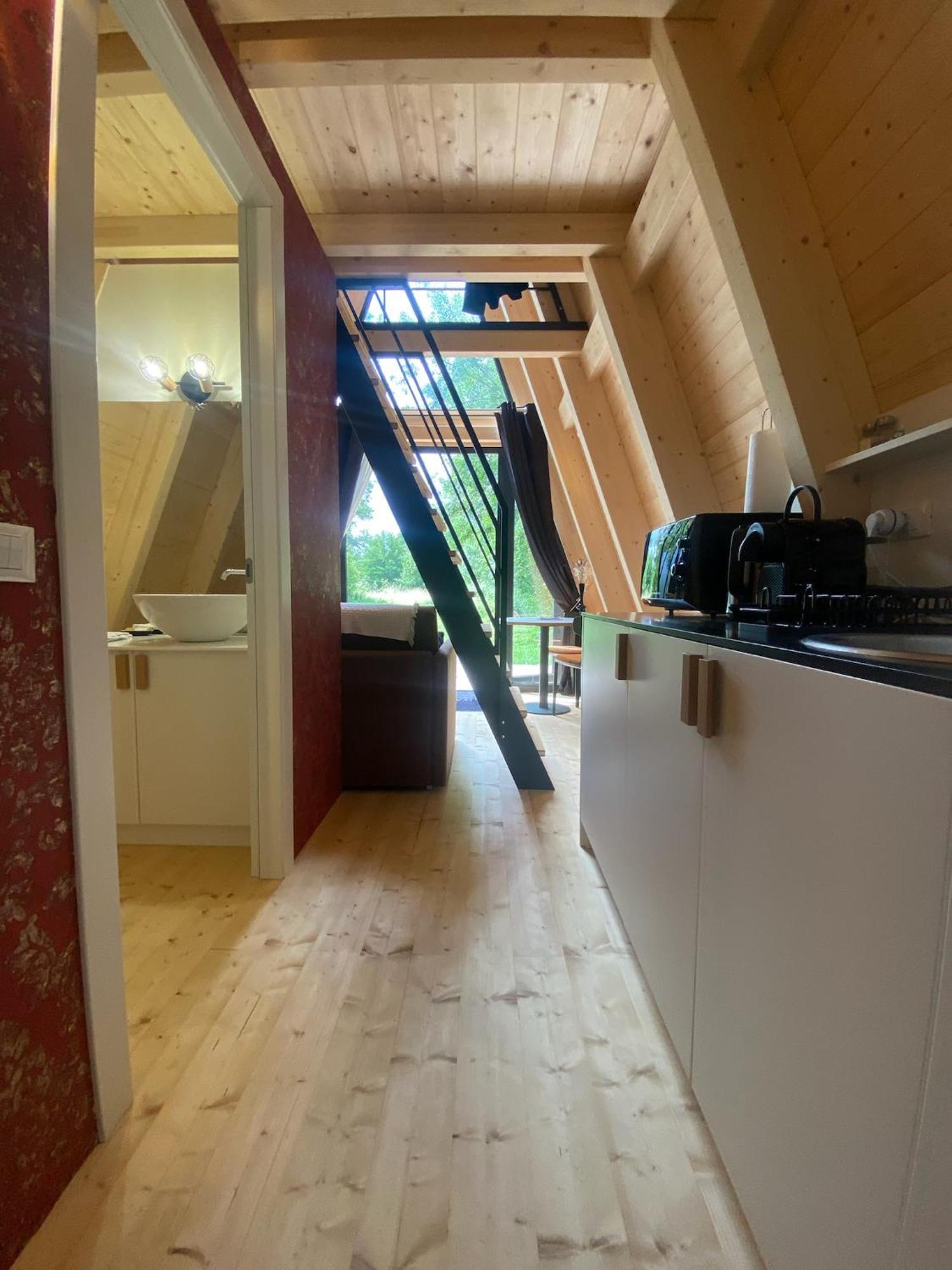 Ecolodges De Reve Dans Un Chateau De Conte De Fees Les-Trois-Moutiers Exteriér fotografie